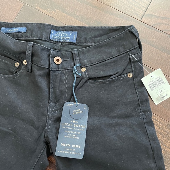3 for $30 | Lucky Brand Lolita Capri Skinny Jeans in Black - Picture 5 of 8